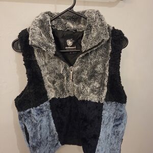Dollhouse Fuzzy Colorblock Vest